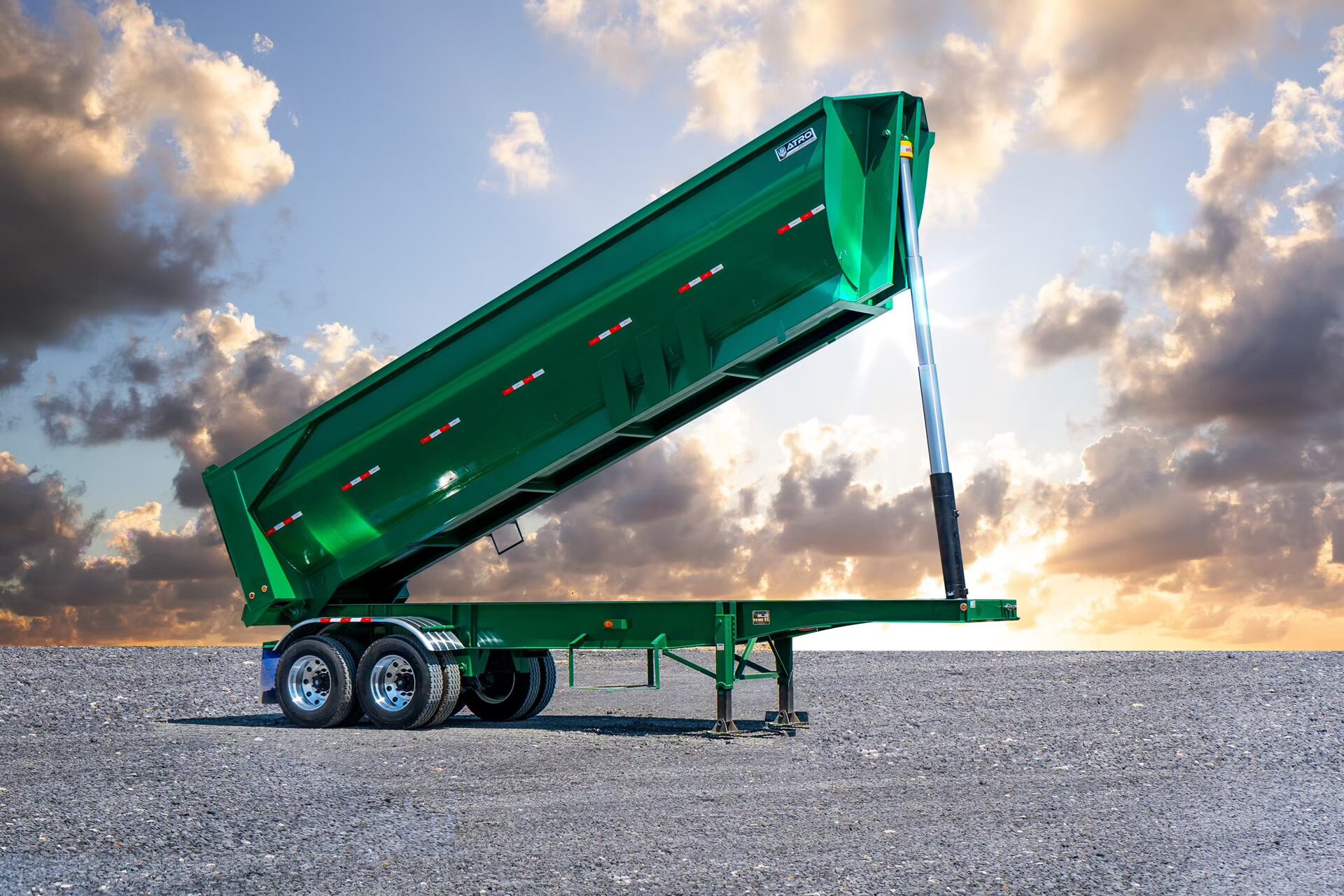 Volteo 30m³ tipo Media Caña 2 Ejes